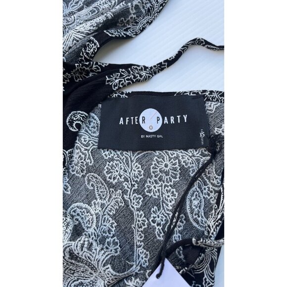 After Party By Nasty Gal Women’s Black Strappy Floral Wide Leg Jumpsuit Size XS - Picture 4 of 16